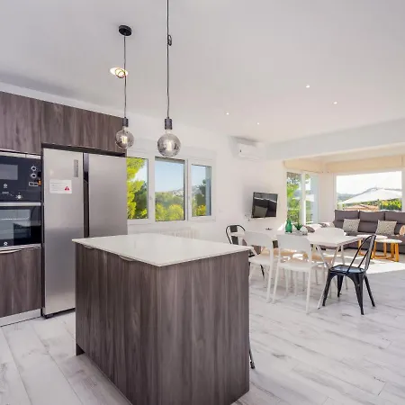 Holiday home Casa Encinas By Interhome